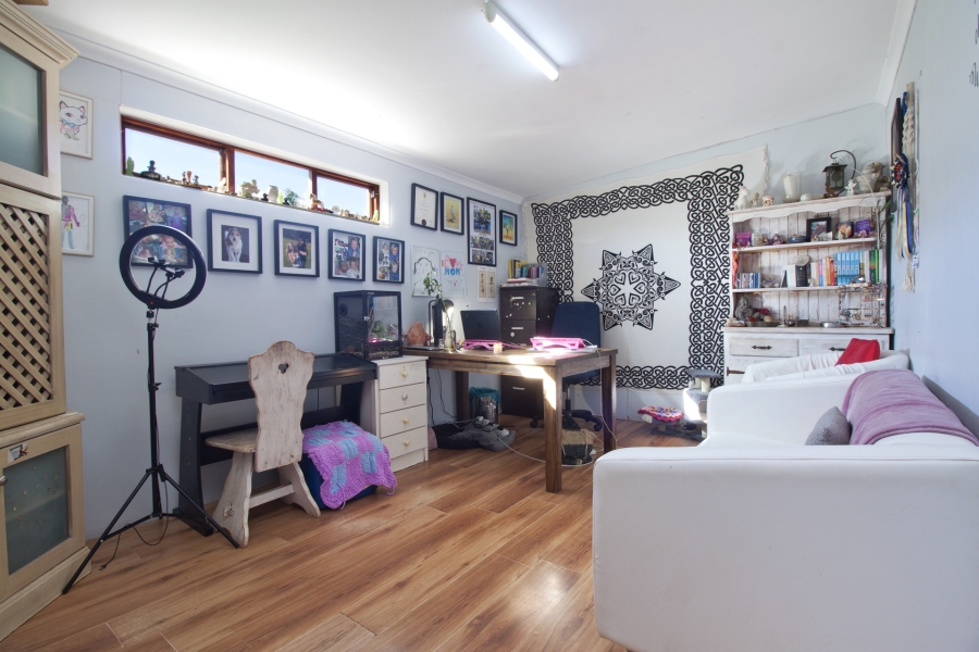 3 Bedroom Property for Sale in Capri Western Cape